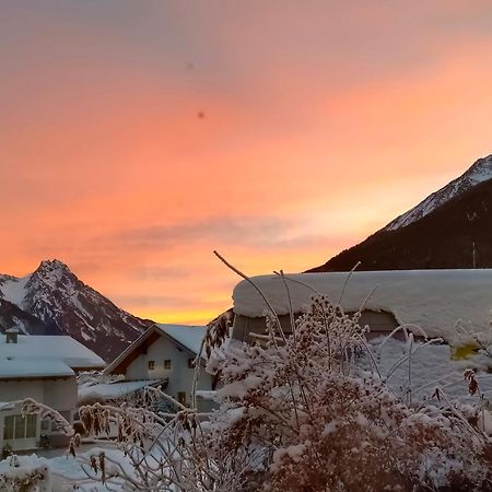 Burgerhof Villa Pettneu am Arlberg Buitenkant foto