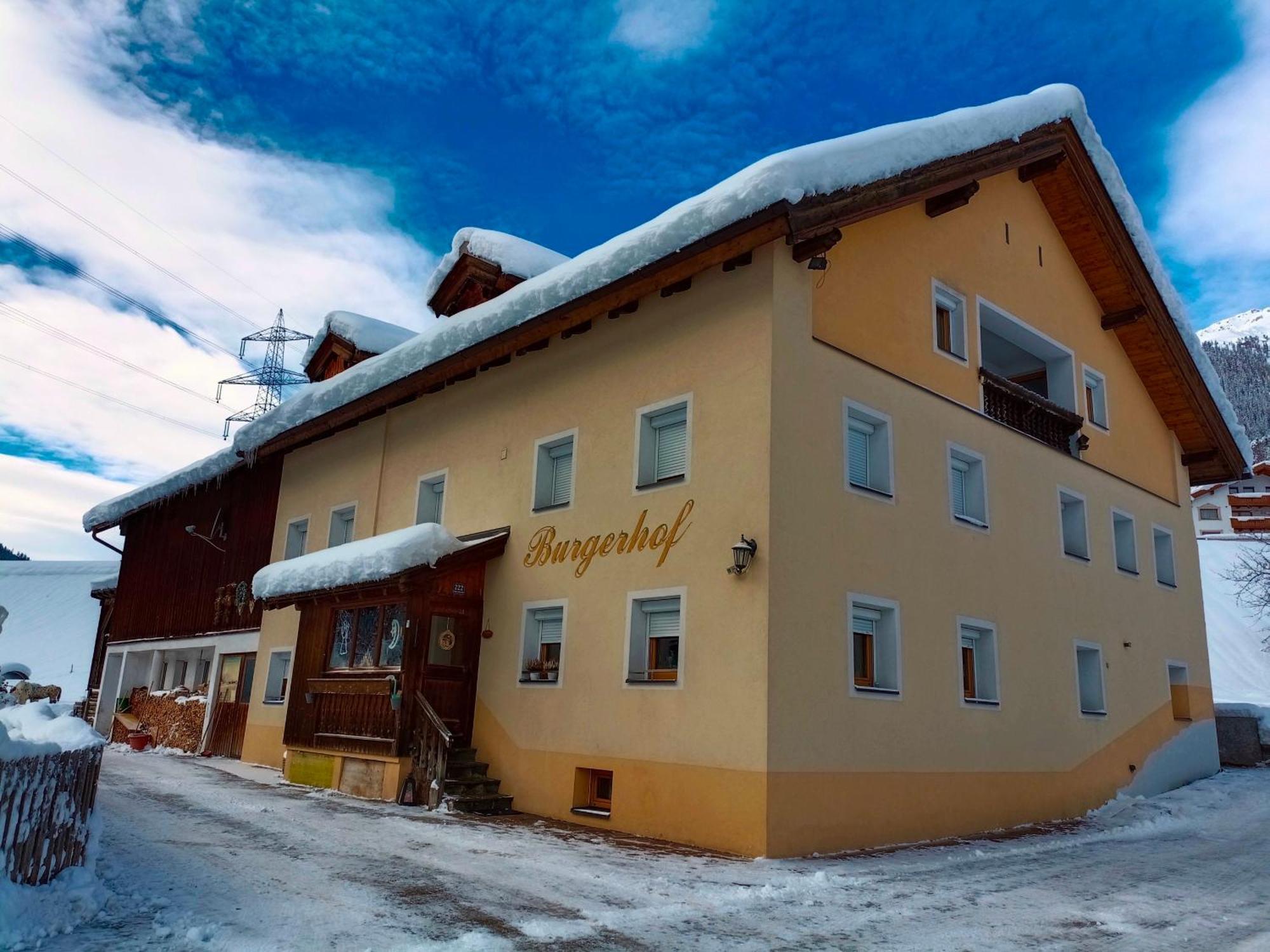Burgerhof Villa Pettneu am Arlberg Buitenkant foto
